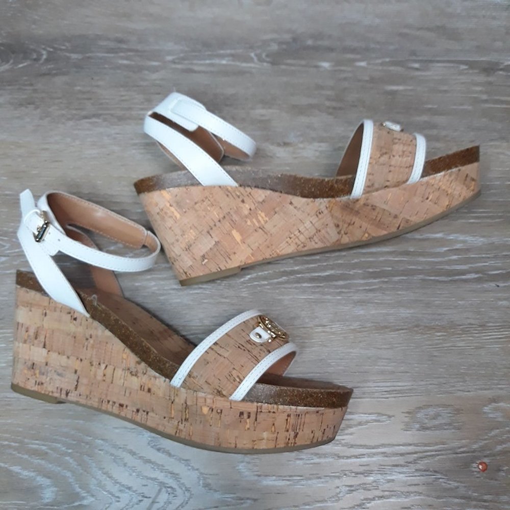 Tommy Hilfiger Platform Sandals 7.5